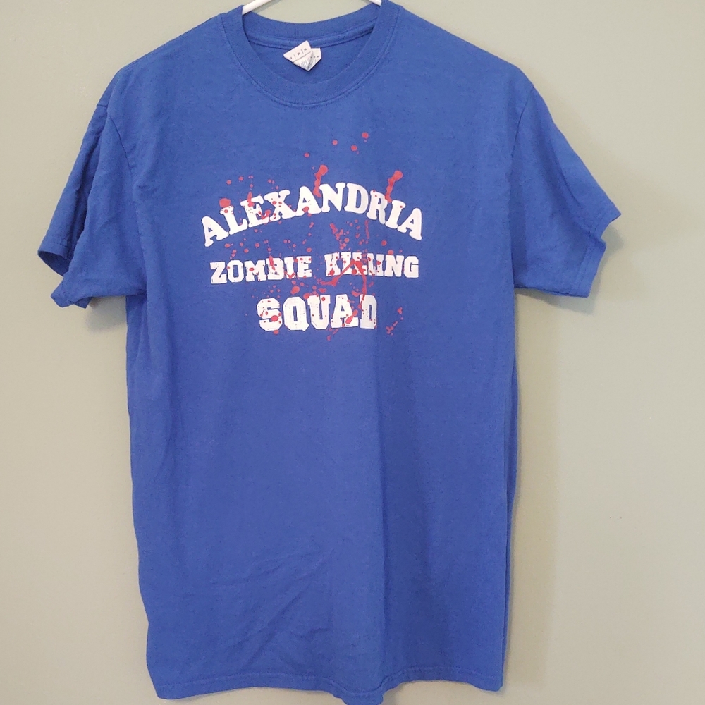 The Walking Dead Blue Graphic Tee Size M